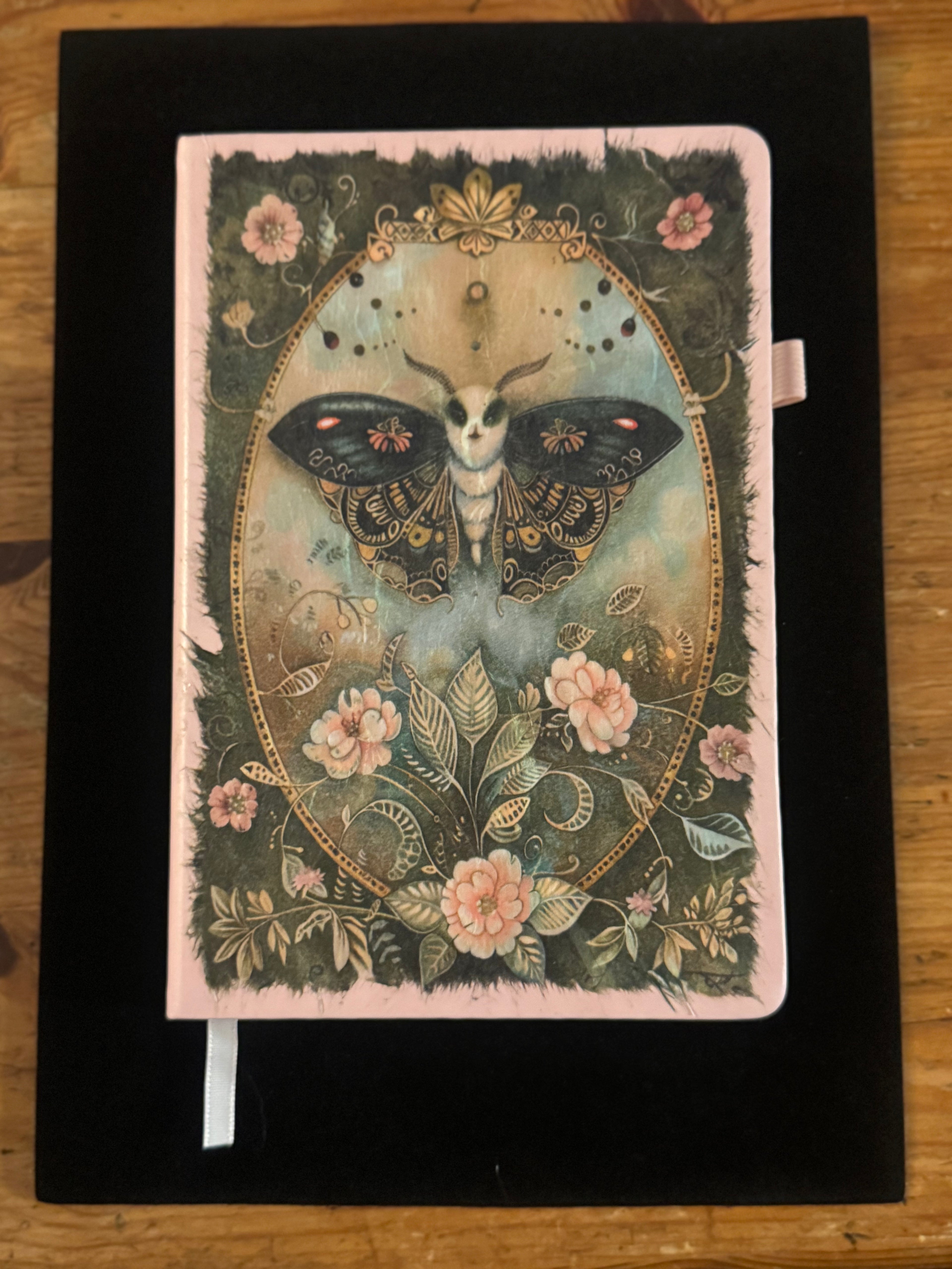 Artwork Covers, 180 Page, with Pen Loop Journals
